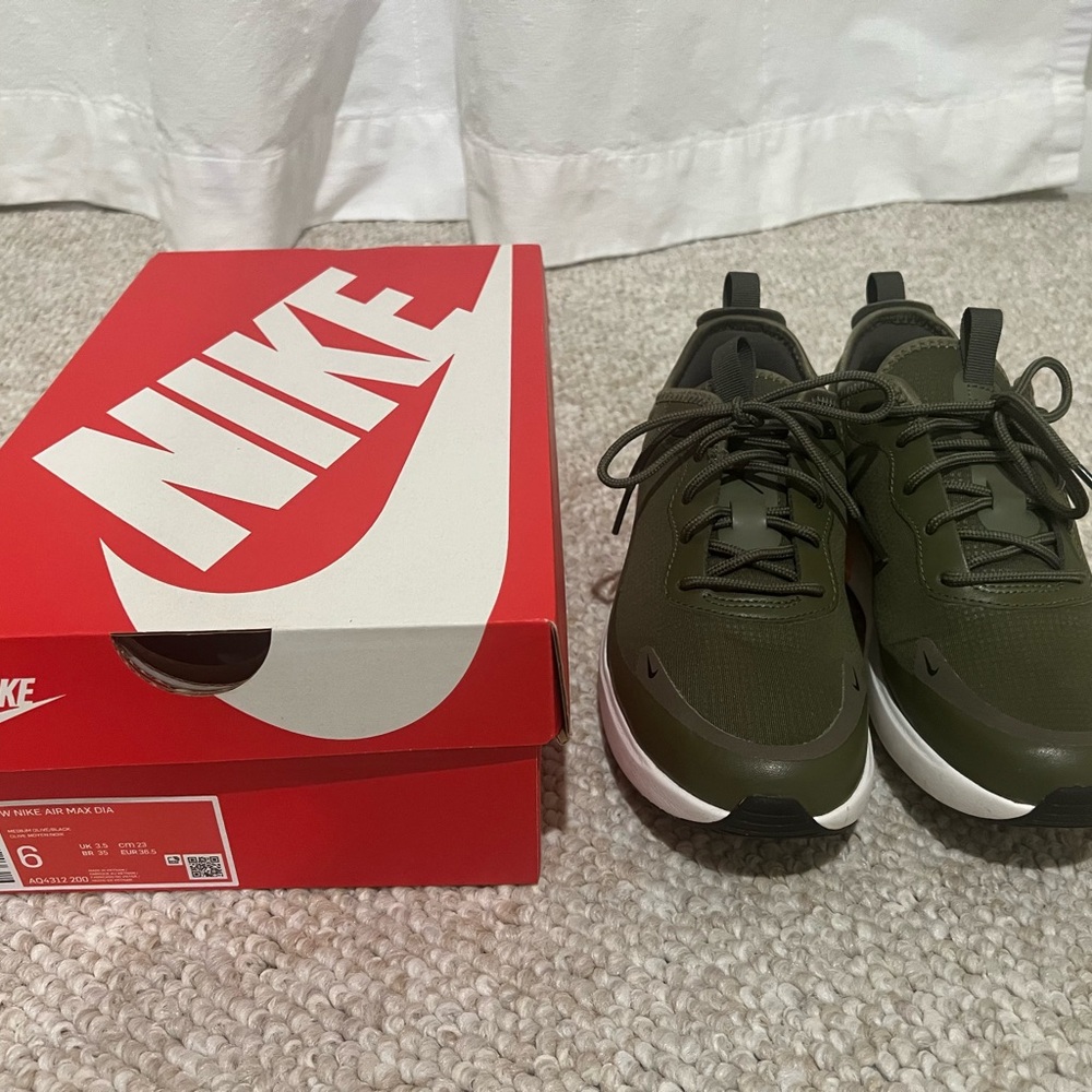 Nike Air Max Dia